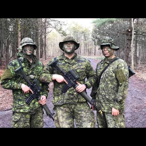 Meet your Posher, Isaac - Picture 1 of 1